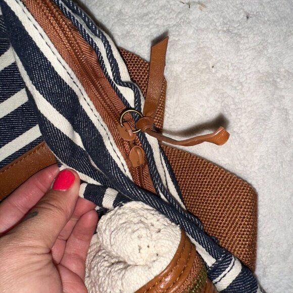 American Eagle Striped Backpack Navy White Brown Lace - Picture 6 of 10